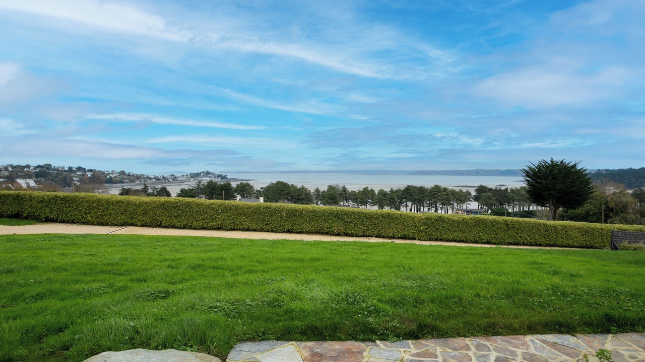 Photo of Outdoor in Locquirec