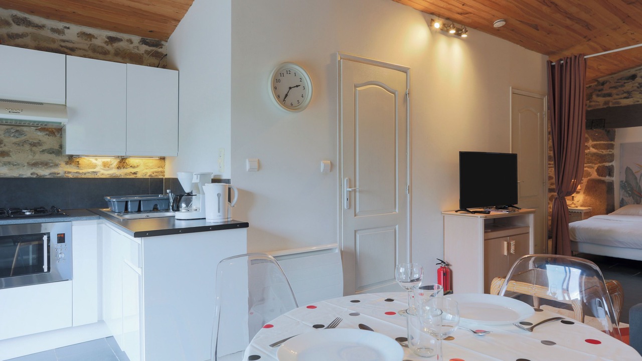 Photo of Kitchen in Plouegat-Moysan