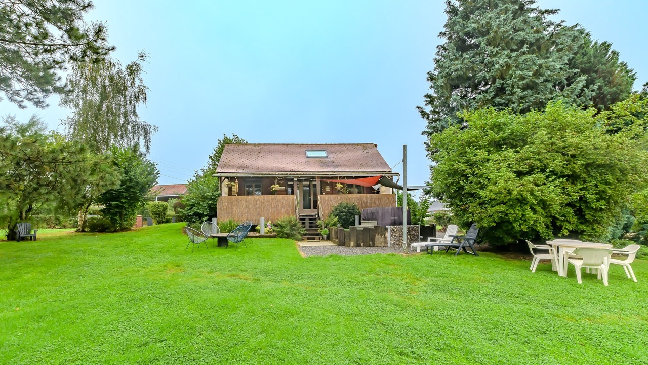 Photo of Outdoor in Floyon