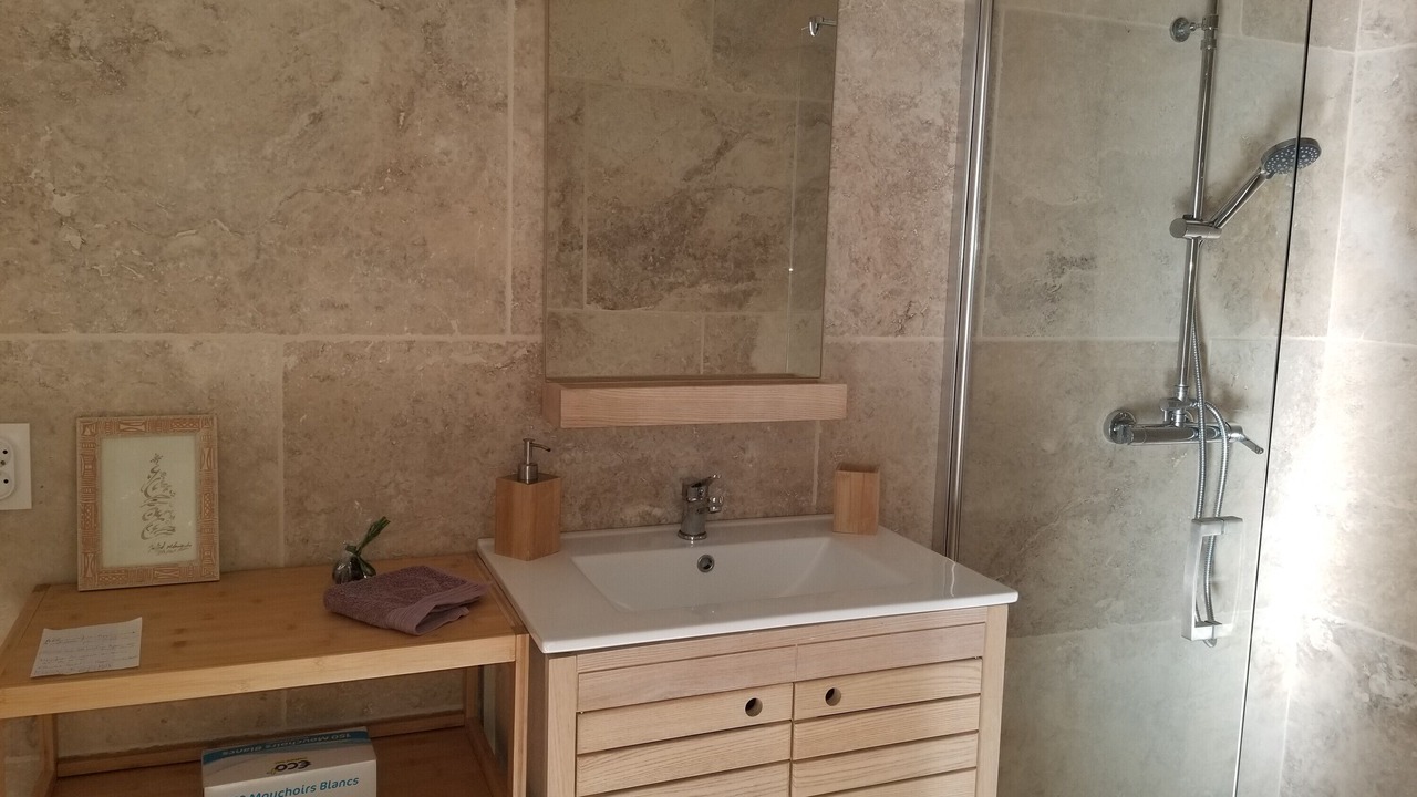 Photo of Bathroom in Valreas