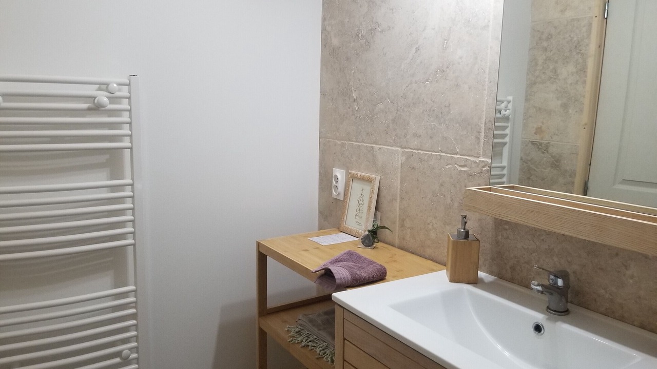 Photo of Bathroom in Valreas