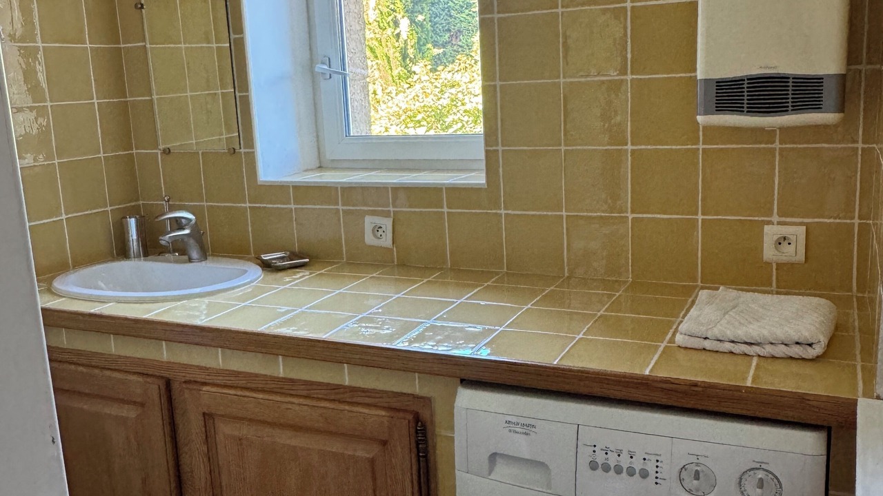 Photo of Bathroom in Villedieu