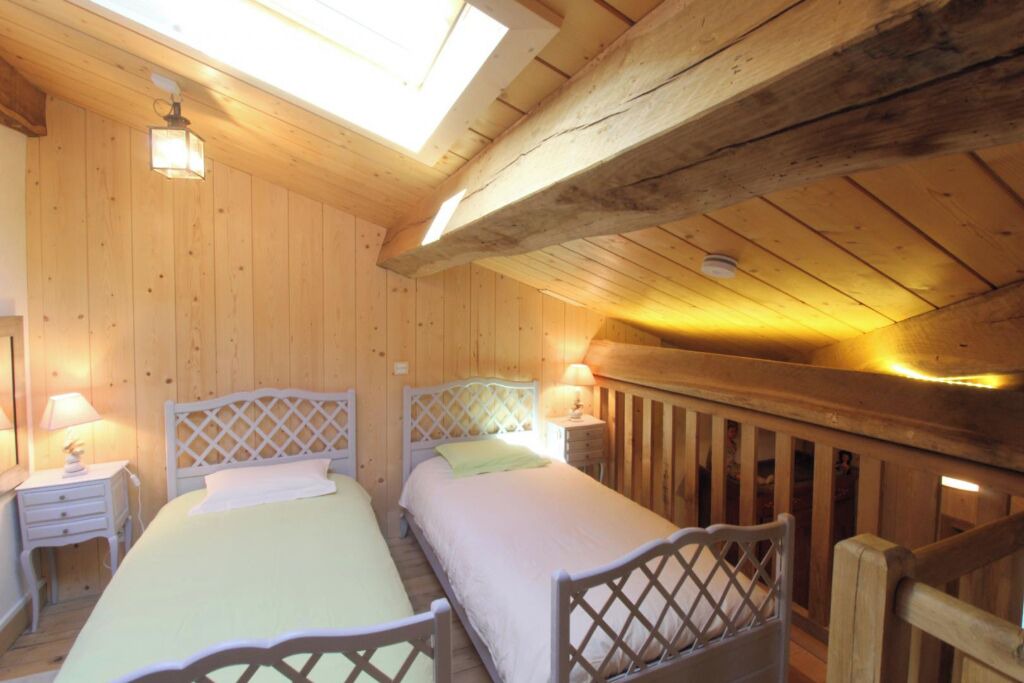 Photo of Bedroom in Saint-Bris-des-Bois