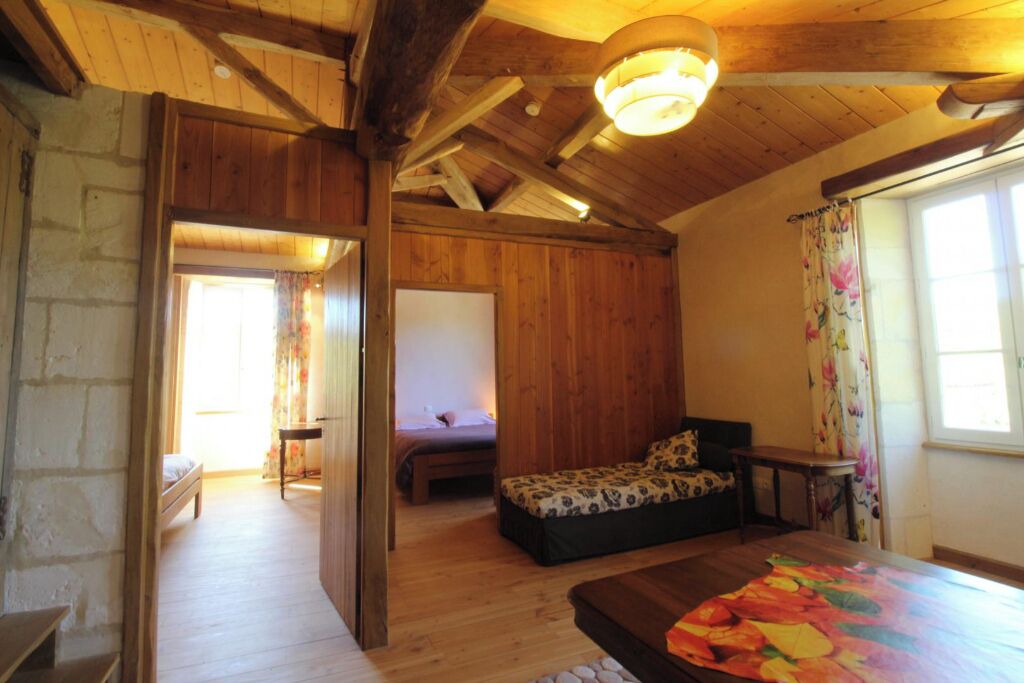 Photo of Bedroom in Saint-Bris-des-Bois