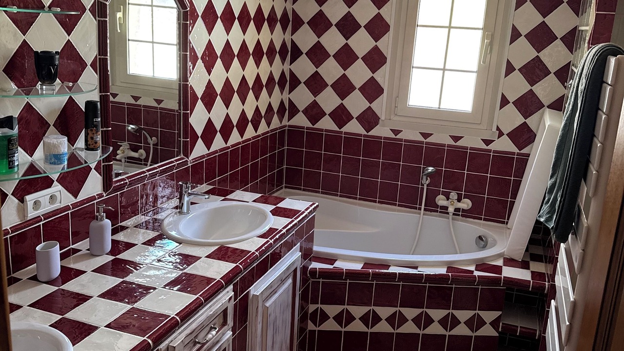 Photo of Bathroom in Forcalqueiret