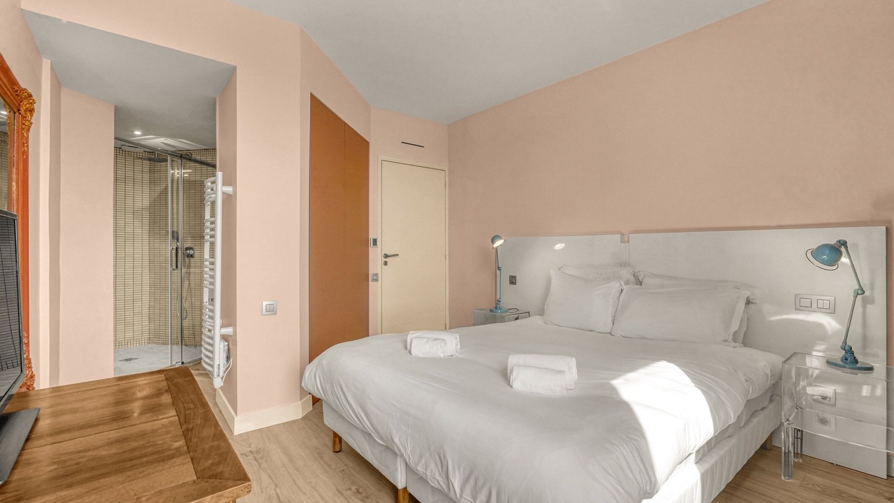 Photo of Bedroom in Victor Hugo District