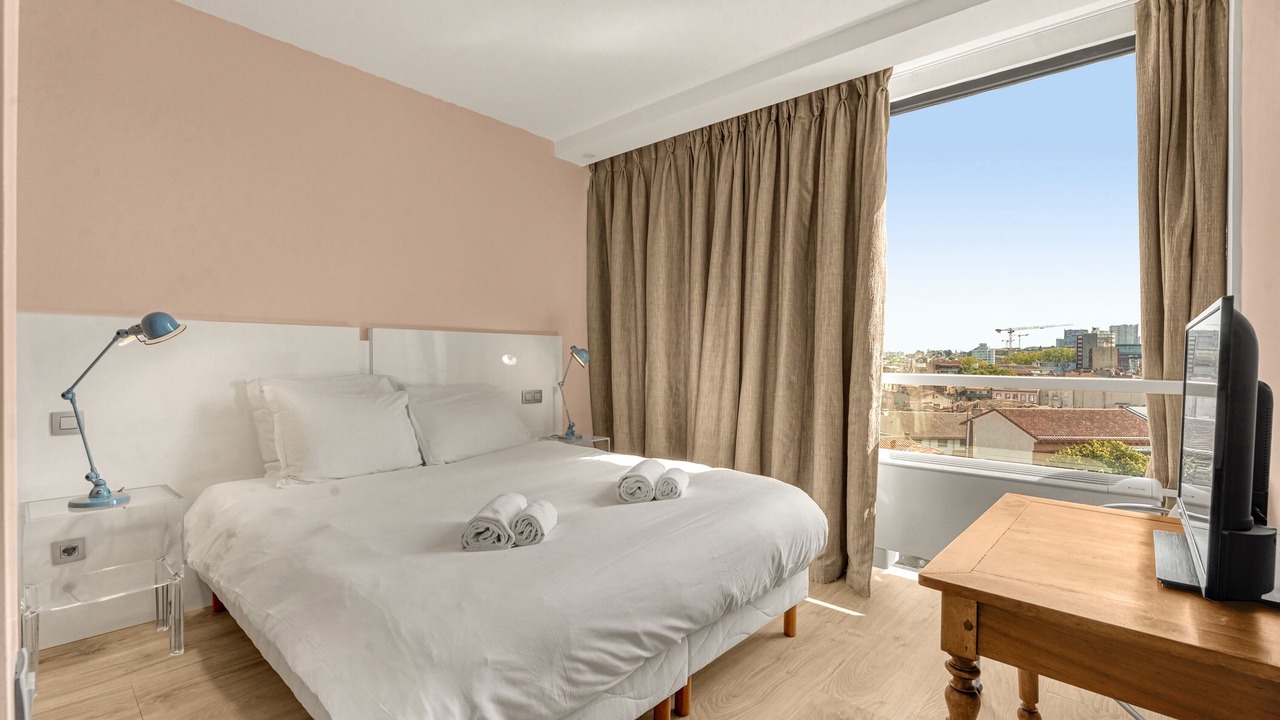 Photo of Bedroom in Victor Hugo District
