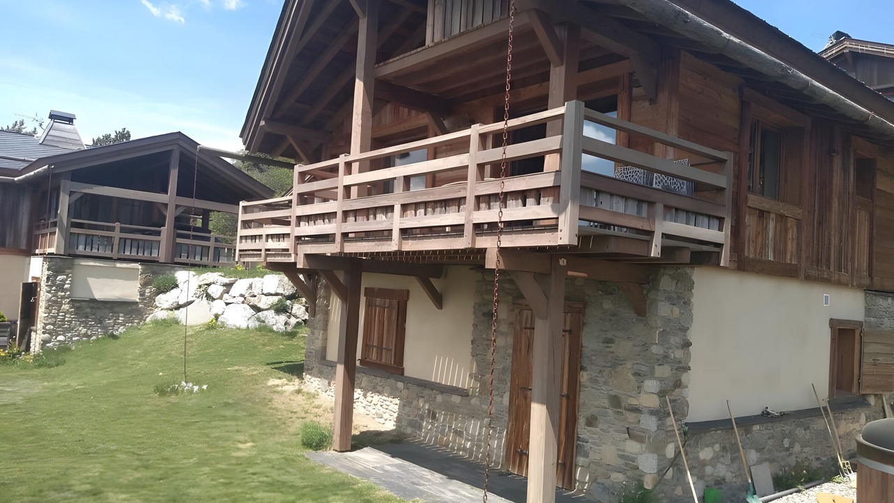 Photo of Outdoor in Superbolquere
