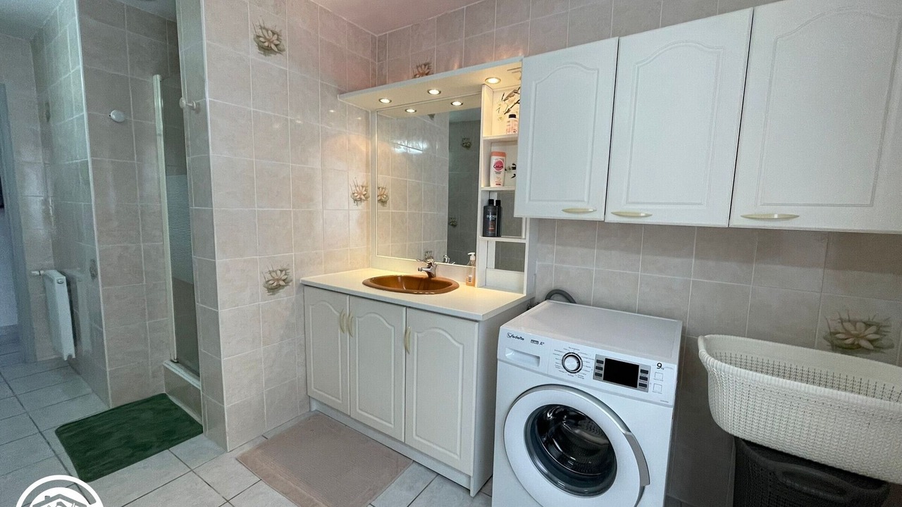 Photo of Bathroom in Saint-Andre-Goule-d'Oie