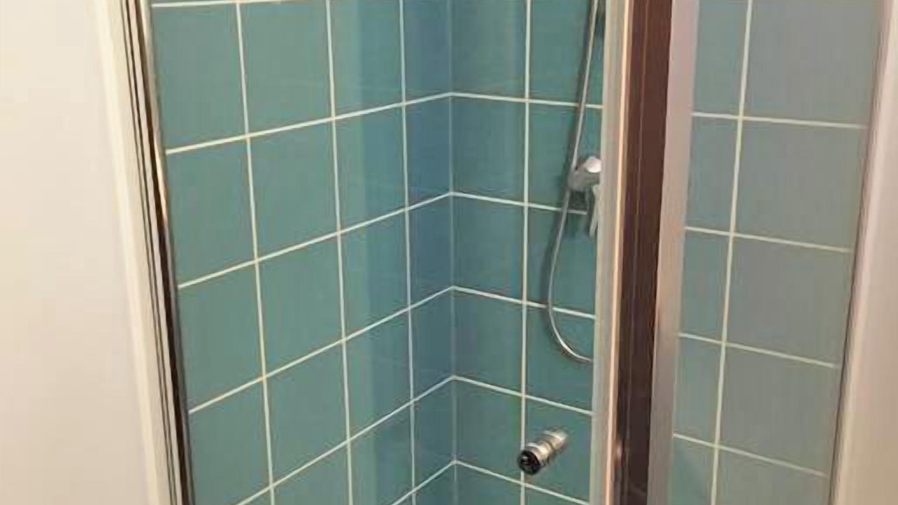 Photo of Bathroom in Moulineaux