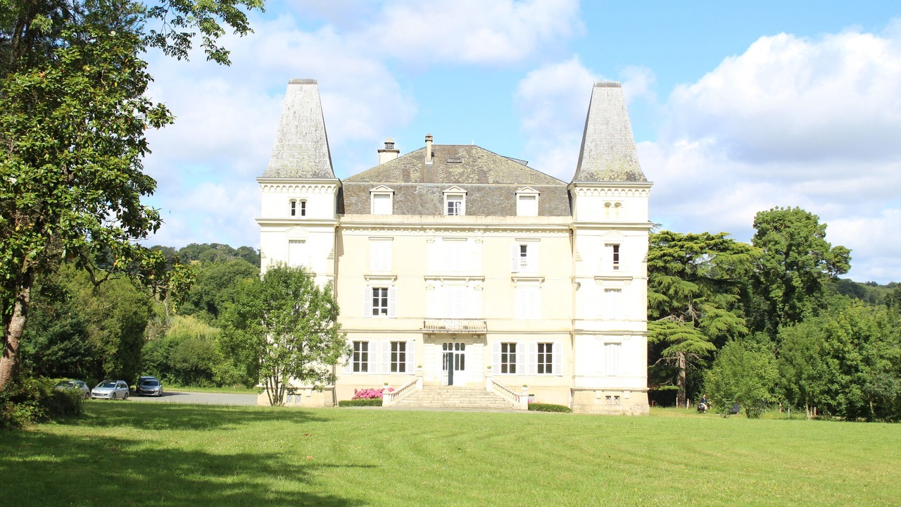 Photo of Outdoor in Nyoiseau