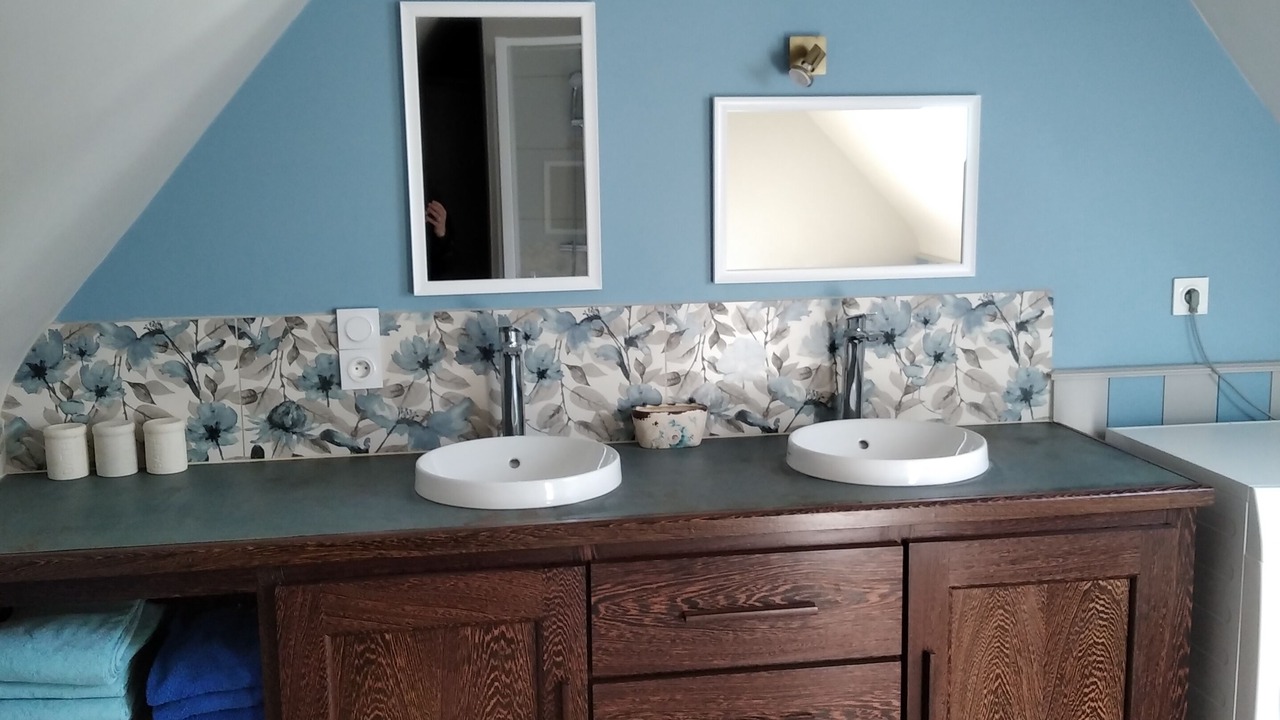 Photo of Bathroom in Plougonven
