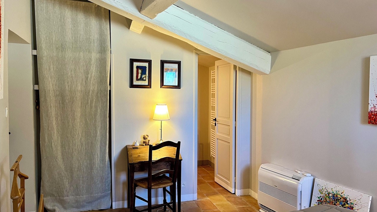 Photo of Bedroom in Goult