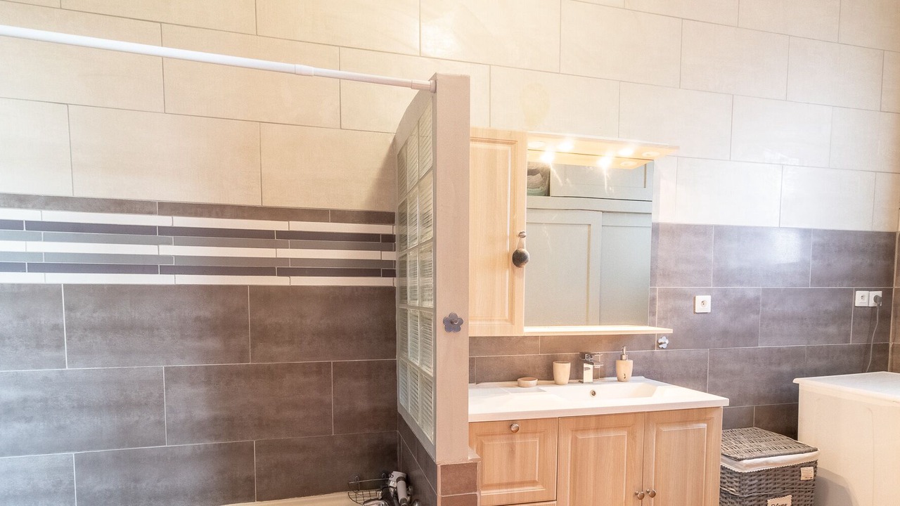 Photo of Bathroom in Jonzac