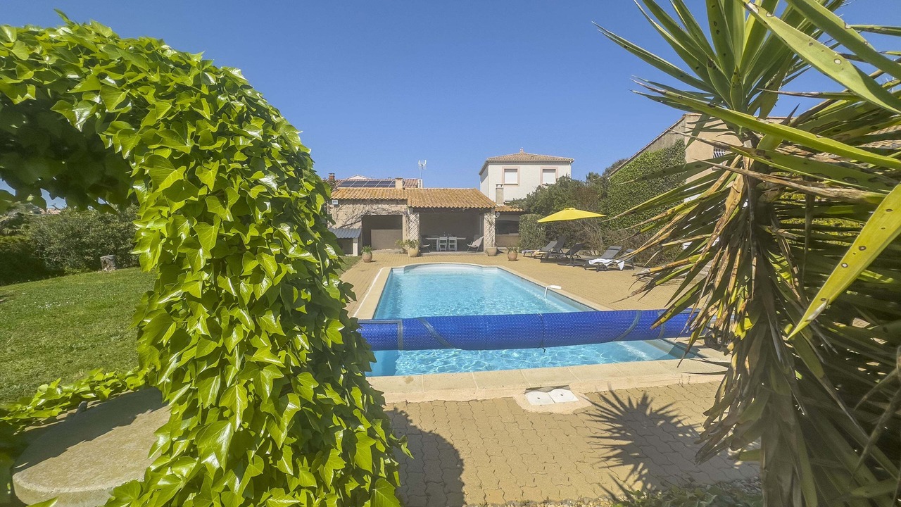 Photo of Outdoor in Bessan