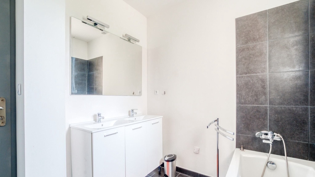 Photo of Bathroom in Sainte-Foy-de-Longas