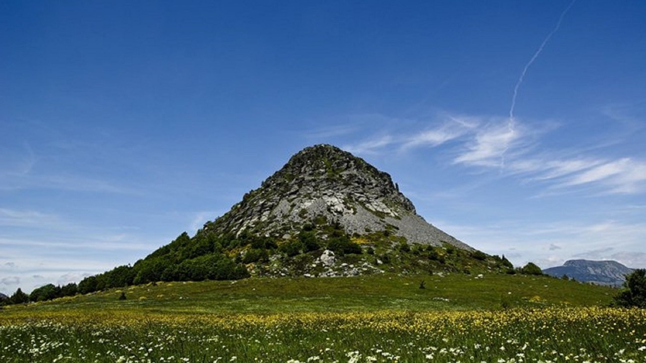 Photo of Others in Sauvain