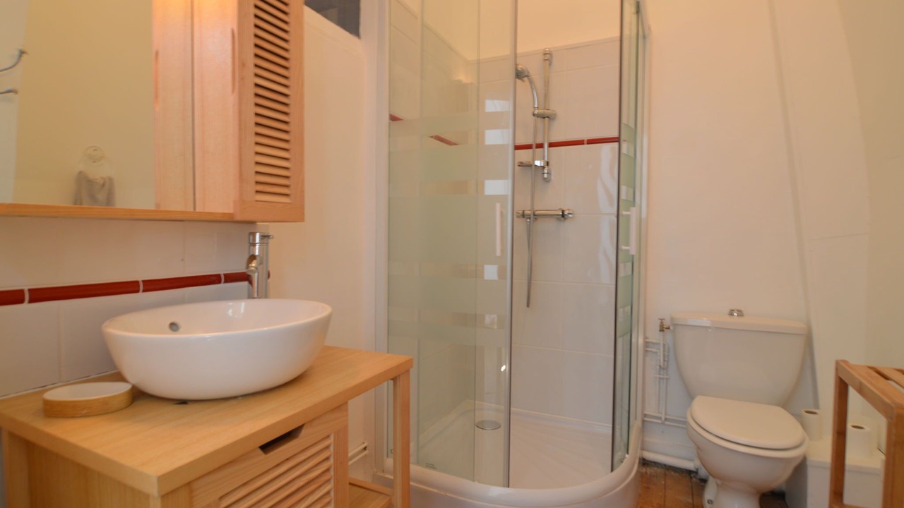 Photo of Bathroom in Asnieres