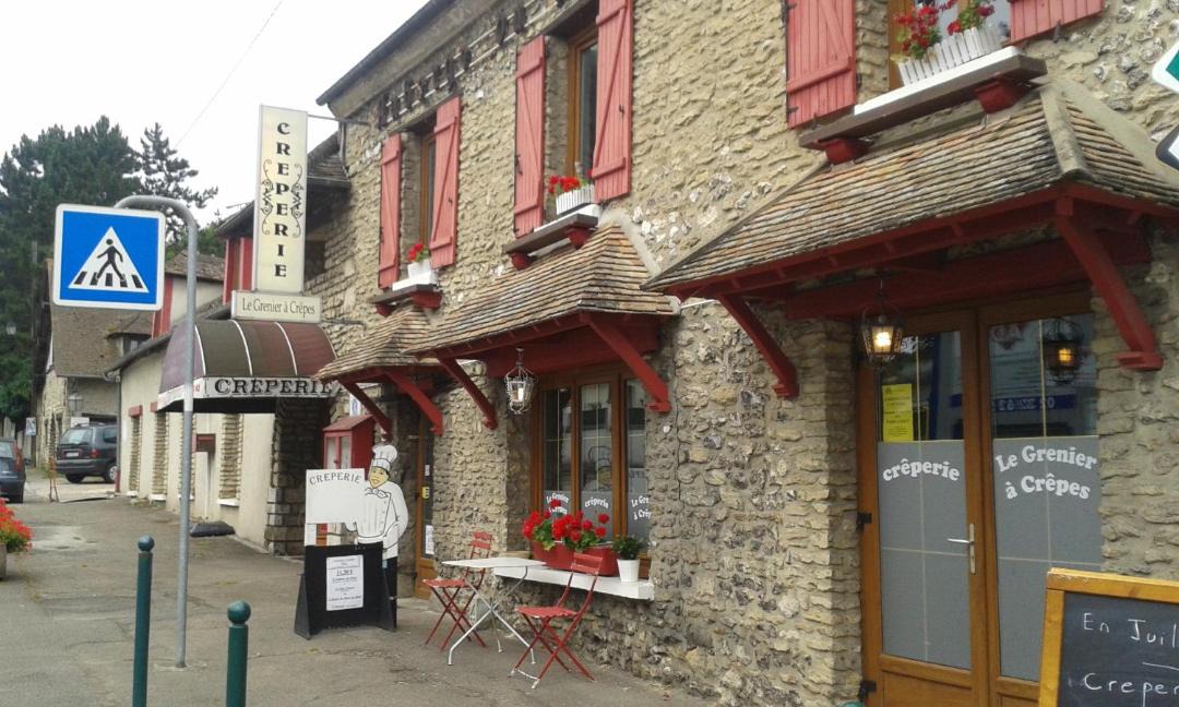 Photo of Buildings in Saint-Aquilin-de-Pacy