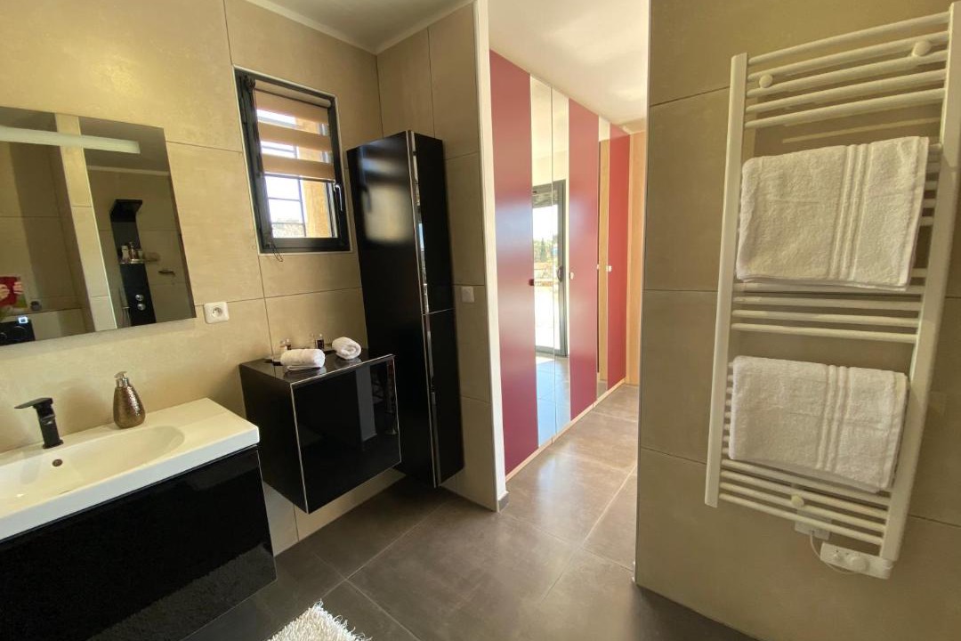 Photo of Bathroom in La Garde