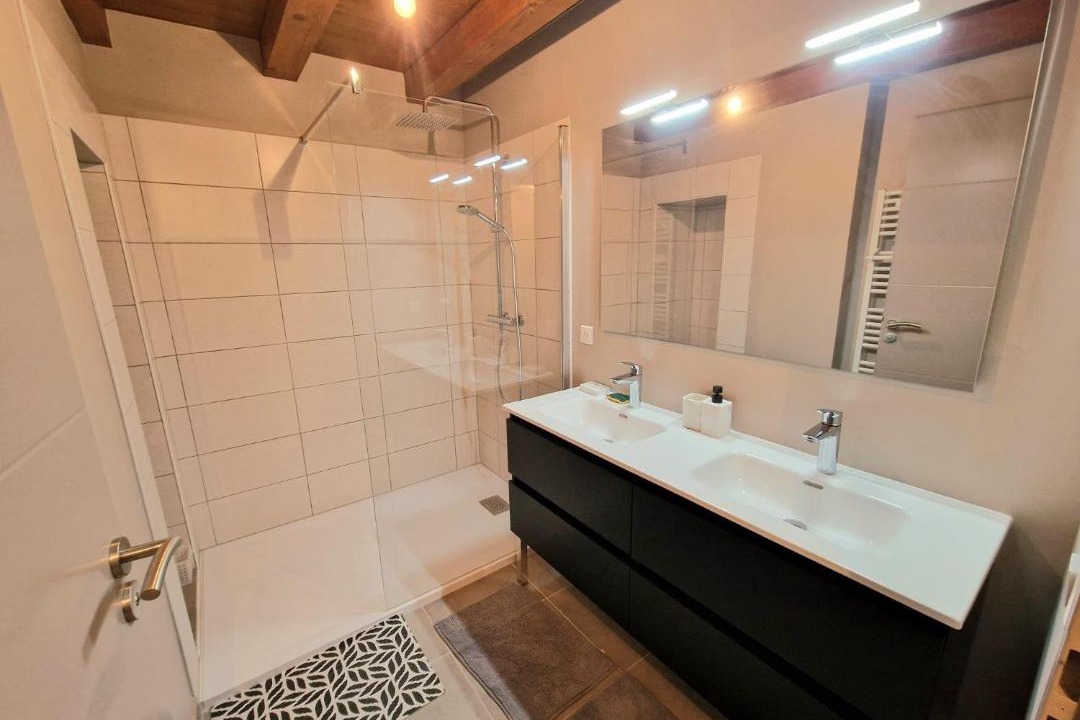 Photo of Bathroom in Rouffilhac