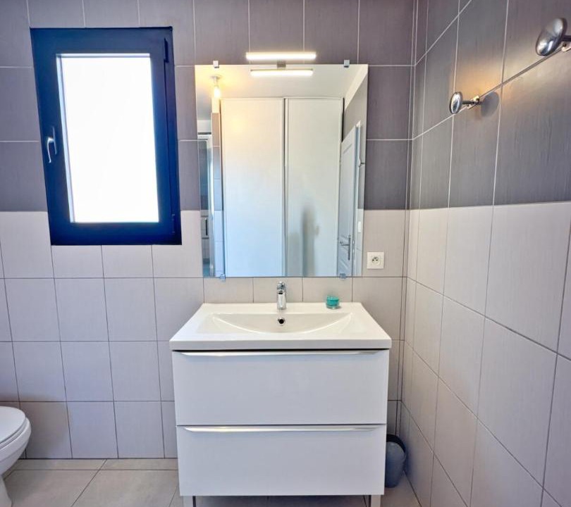 Photo of Bathroom in Aytre