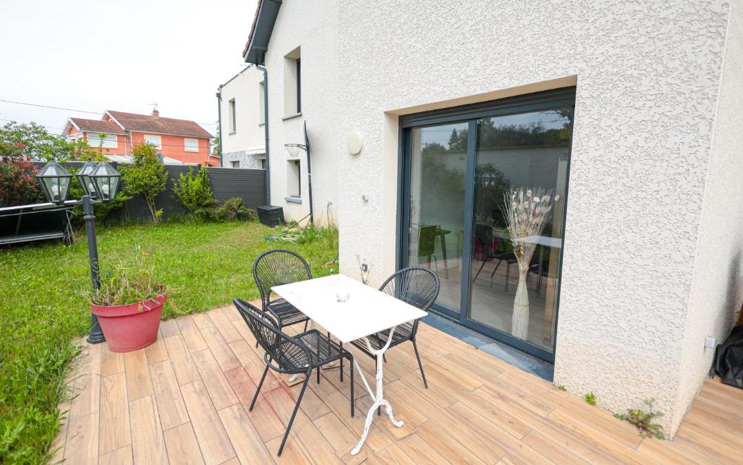 Photo of Patio Balcony in Mions