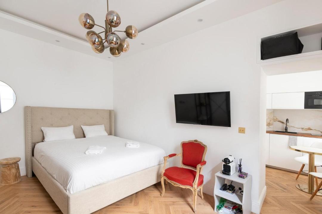 Photo of Bedroom in Quartier du Gros-Caillou