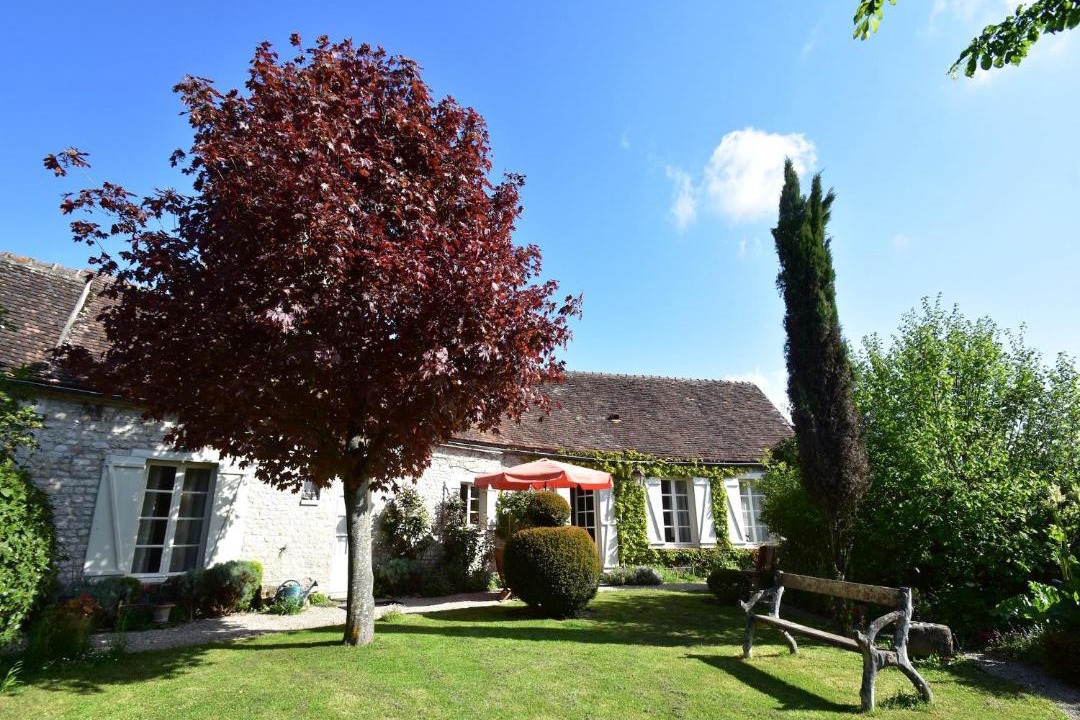 Photo of Others in Yevre-le-Chatel