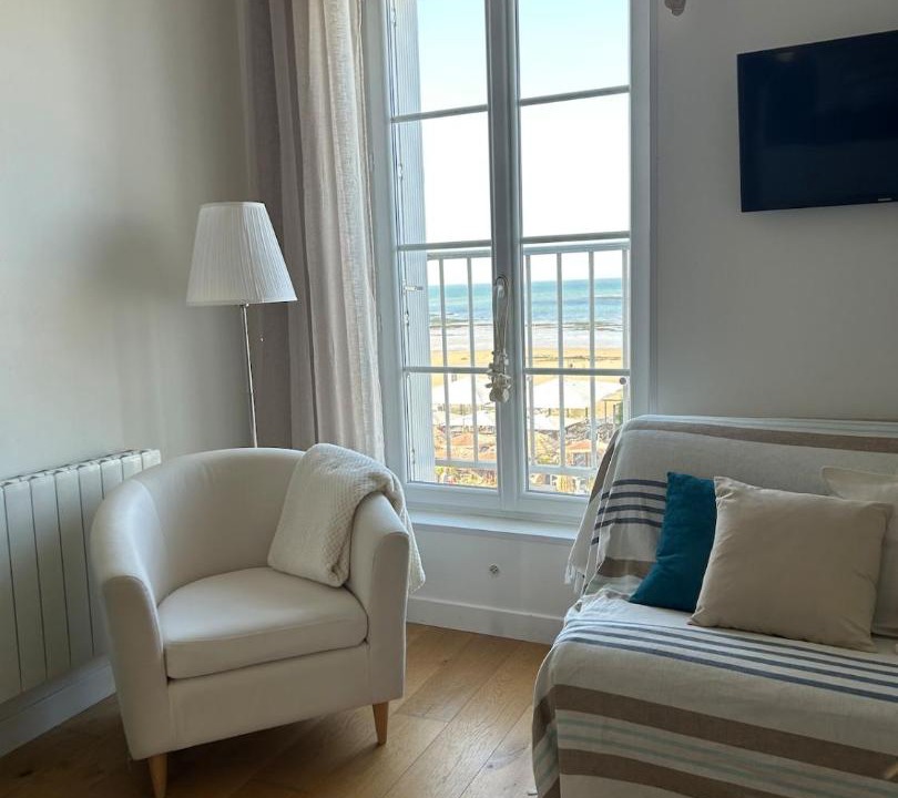 Photo of Others in Luc-sur-Mer