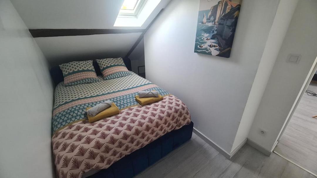 Photo of Bedroom in Anatole France Danton