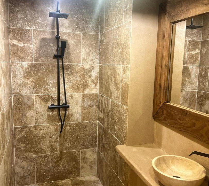 Photo of Bathroom in Sauveterre-la-Lemance