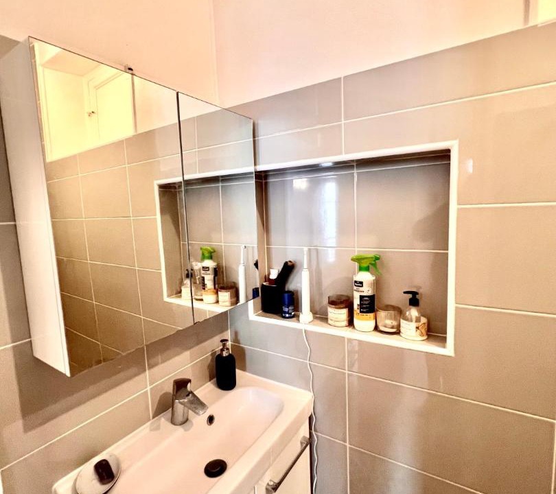 Photo of Bathroom in Quartier de la Roquette
