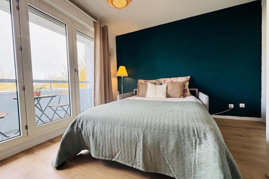 Photo of Bedroom in Gradignan