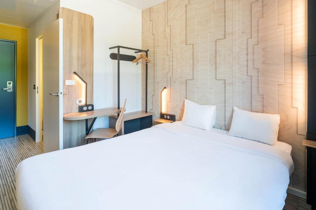 Photo of Bedroom in La Demi - Lune