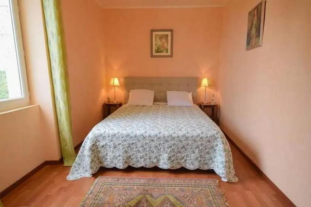 Photo of Bedroom in Salviac