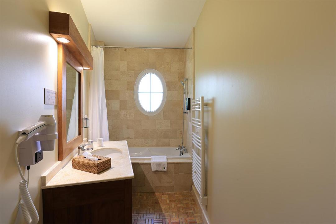 Photo of Bathroom in Seigy