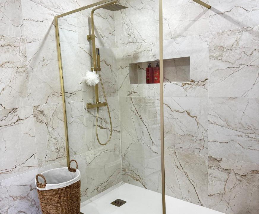 Photo of Bathroom in Belcodene