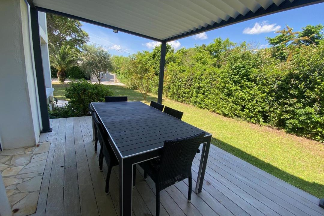 Photo of Patio Balcony in Castries