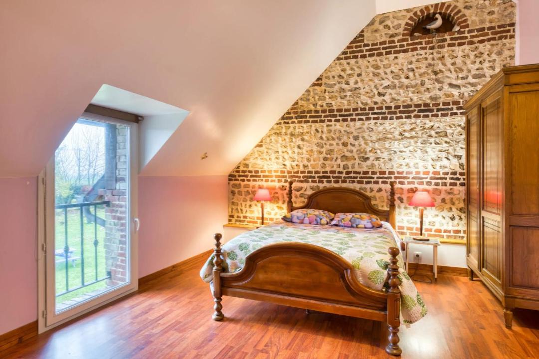 Photo of Bedroom in Saint-Leonard