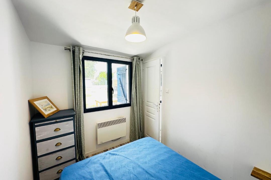 Photo of Bedroom in Talence