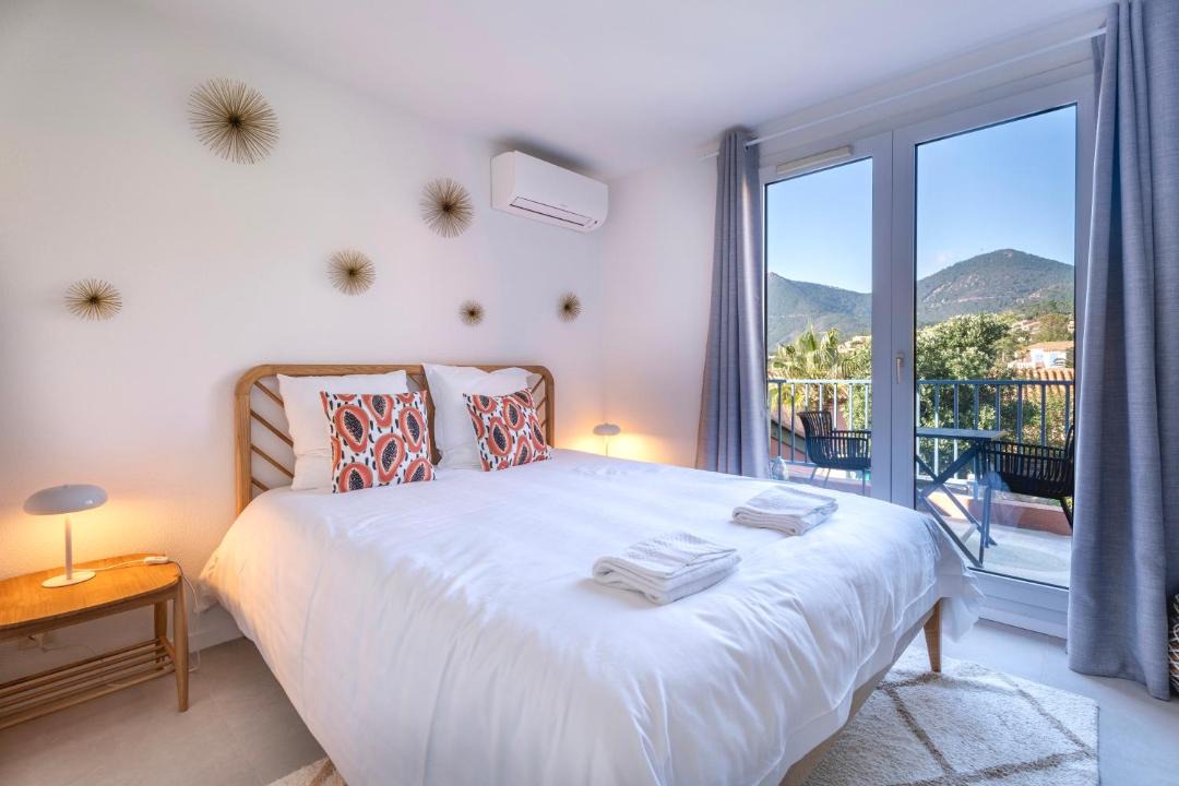 Photo of Bedroom in Theoule-Superieur