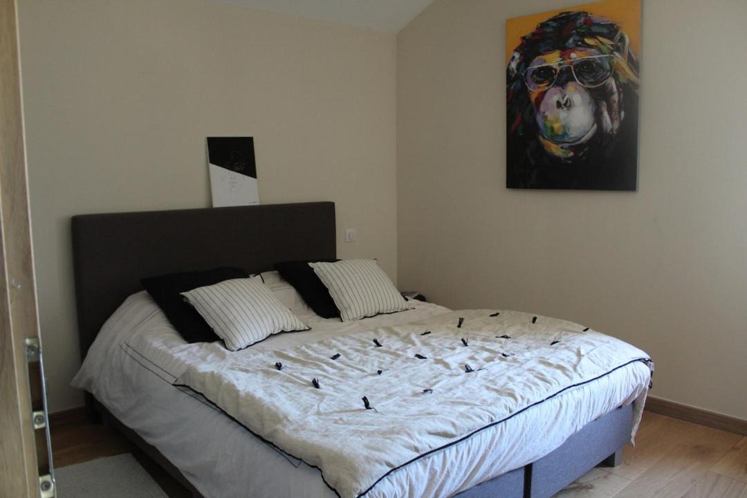 Photo of Bedroom in Orange