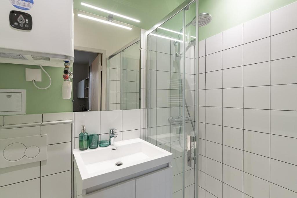Photo of Bathroom in Voltaire - Saint Amour