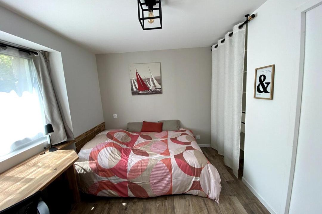 Photo of Bedroom in Saint-Ave