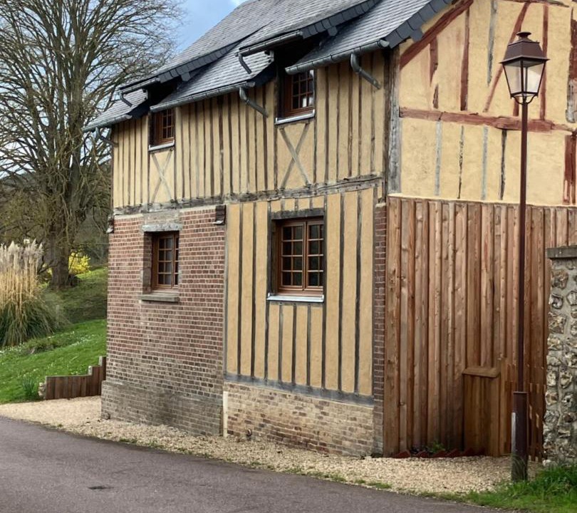 Photo of Buildings in Le Bec-Hellouin
