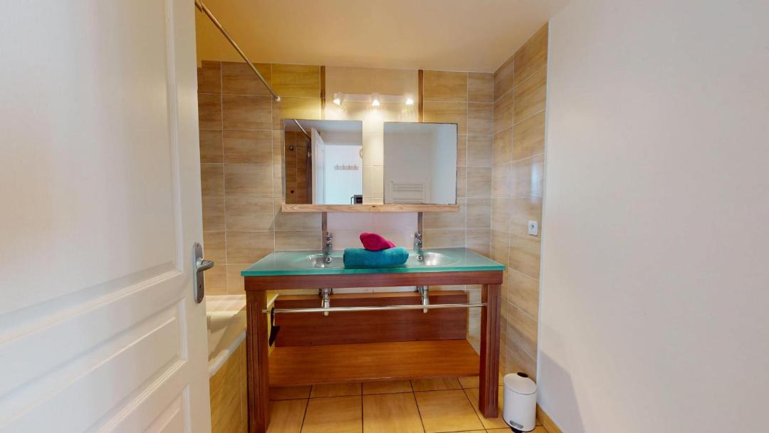 Photo of Bathroom in L'Aiguillon-sur-Vie