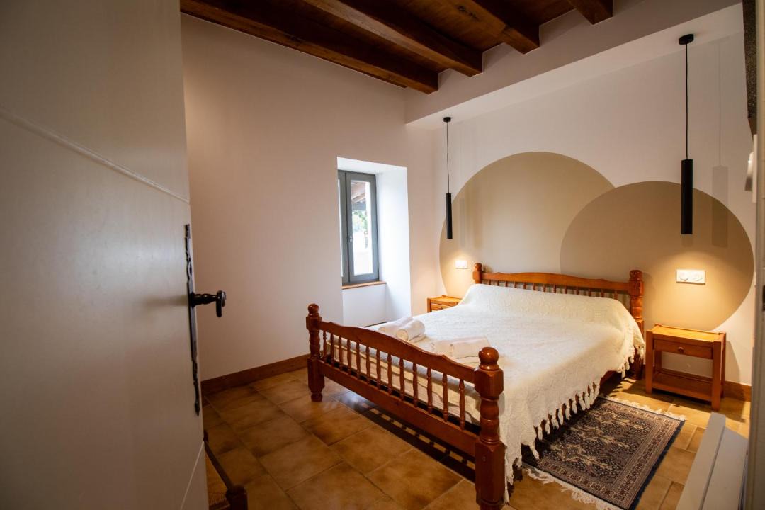 Photo of Bedroom in Saint-Crepin-et-Carlucet