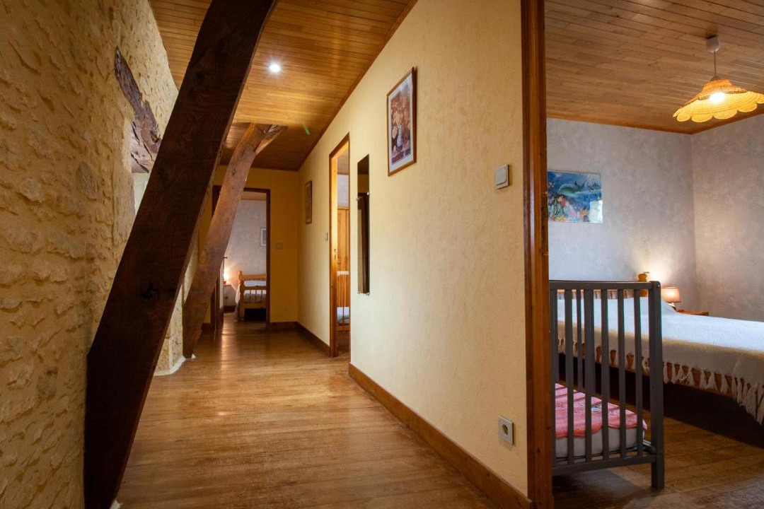 Photo of Bedroom in Saint-Crepin-et-Carlucet