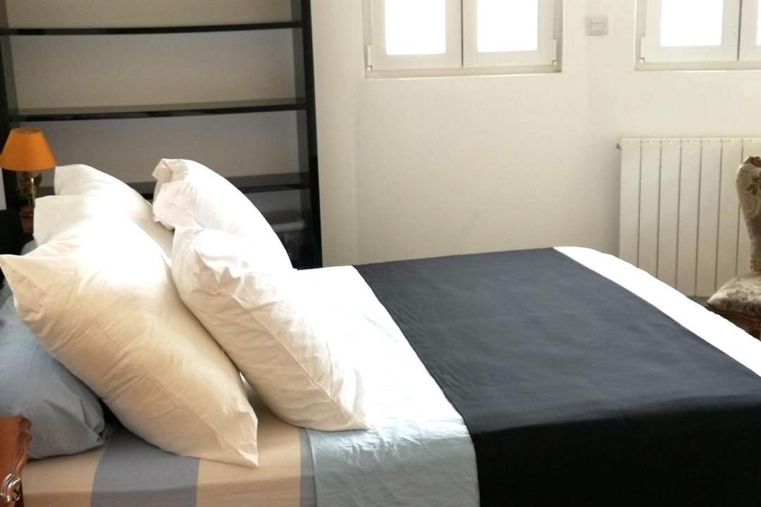 Photo of Bedroom in Elbeuf